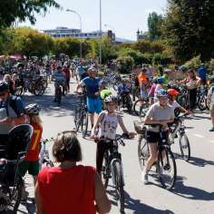 Familie, Inlineskate, slowUp, Velofahren