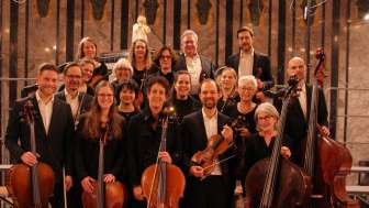 Weihnachtliche Streichmusik - mit Orgel & Akkordeon