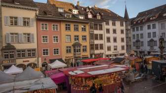 Sh martinimarkt fronwagplatz staende november herbst  (5)