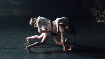 PLAY DEAD © Alexander Galliez