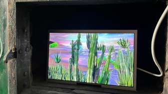 Olga Titus räumt auf im Adolf Dietrich-Haus in Berlingen