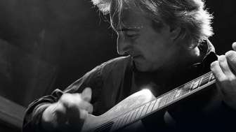 ANDI GISLER «Guitar Routes» - live in der Kunstschür