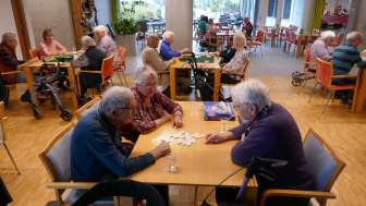 Spielnachmittag für Senioren (SENIOR MACH MIT) Spielnachmittag für Senioren (SENIOR MACH MIT)