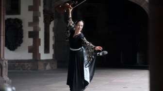 Barock-Tanzkurs mit Mojca Gal