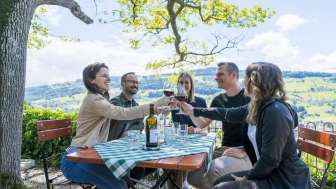 Weinerlebnis am Steinig Tisch in Thal Weinerlebnis am Steinig Tisch in Thal