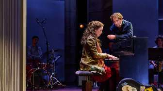 Once © Patrick Pfeiffer